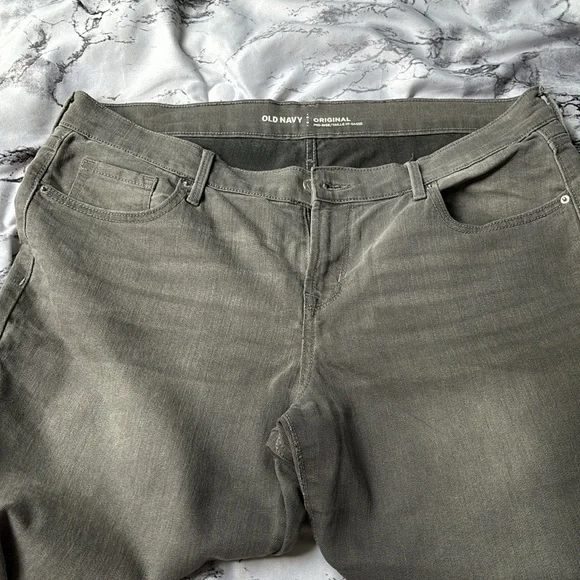 Old Navy Original Gray Mid-rise Jeans - Picture 3 of 6